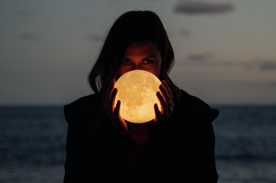 Luna llena en Piscis: encontrando tu magia interna